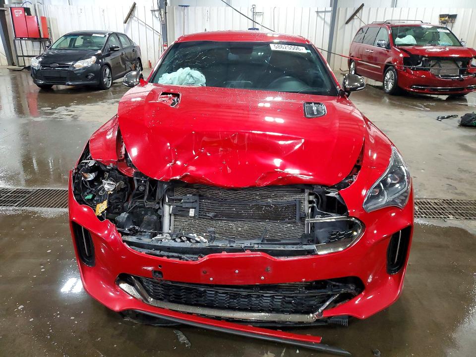 58625506 :رقم المزاد ، KNAE35LC6M6092134 vin ، 2021 Kia Stinger مزاد بيع
