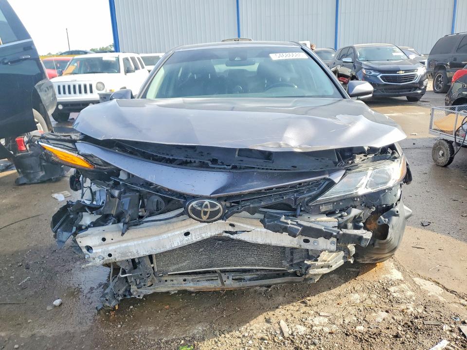 54686686 :رقم المزاد ، 4T1B11HK2KU794122 vin ، 2019 Toyota Camry مزاد بيع