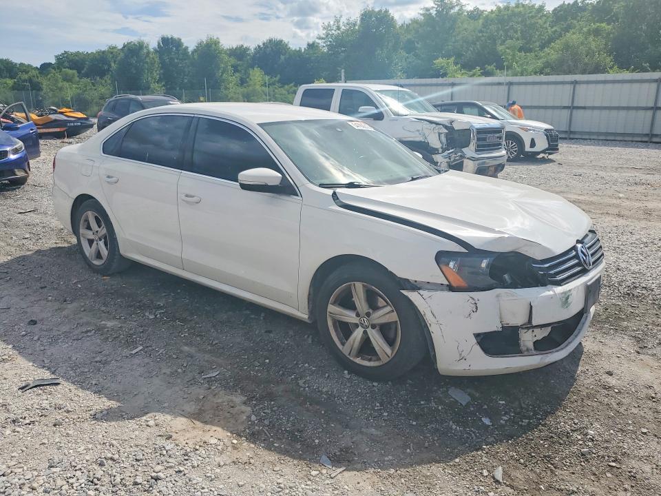 54792816 :رقم المزاد ، 1VWBH7A34DC084604 vin ، 2013 Volkswagen Passat مزاد بيع
