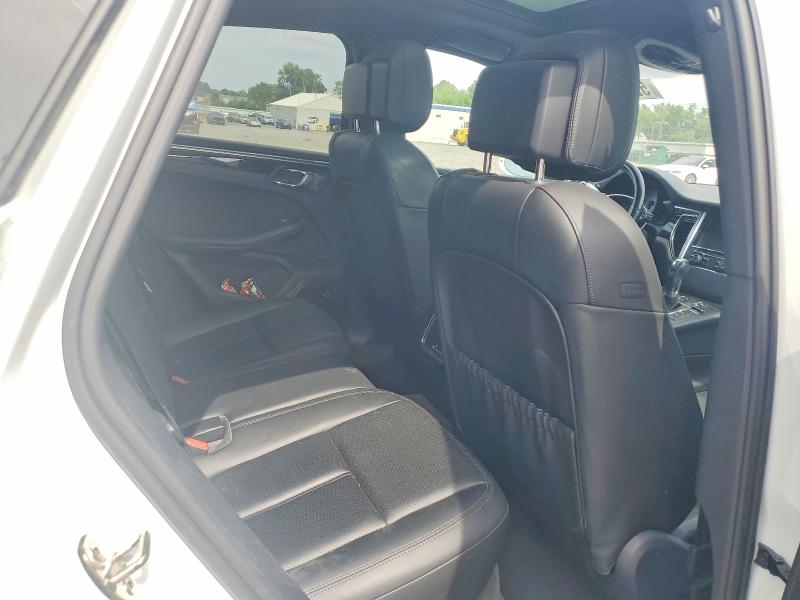 Продаж на аукціоні авто 2015 Porsche Macan, vin: WP1AB2A50FLB56923, номер лоту: 59096626