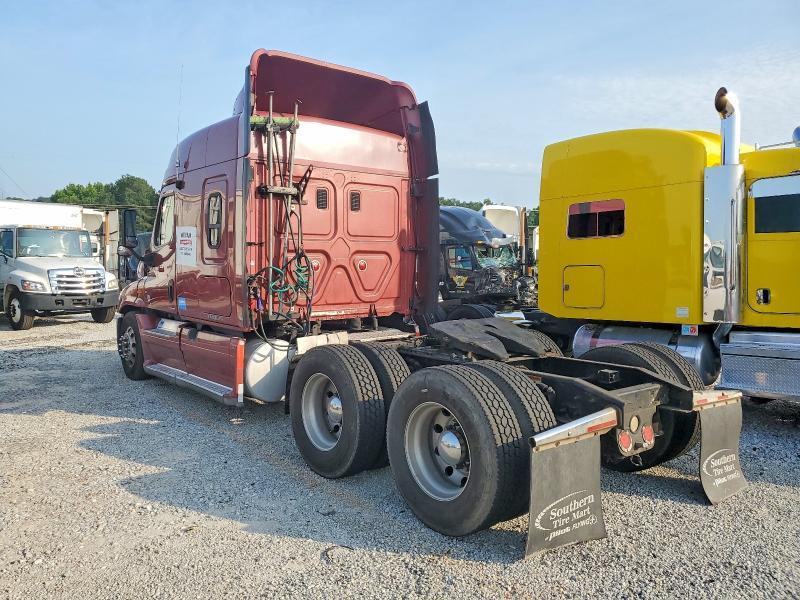 58933816 :رقم المزاد ، 1FUJGLDR8CLBE3959 vin ، 2012 Freightliner Cascadia 125 مزاد بيع