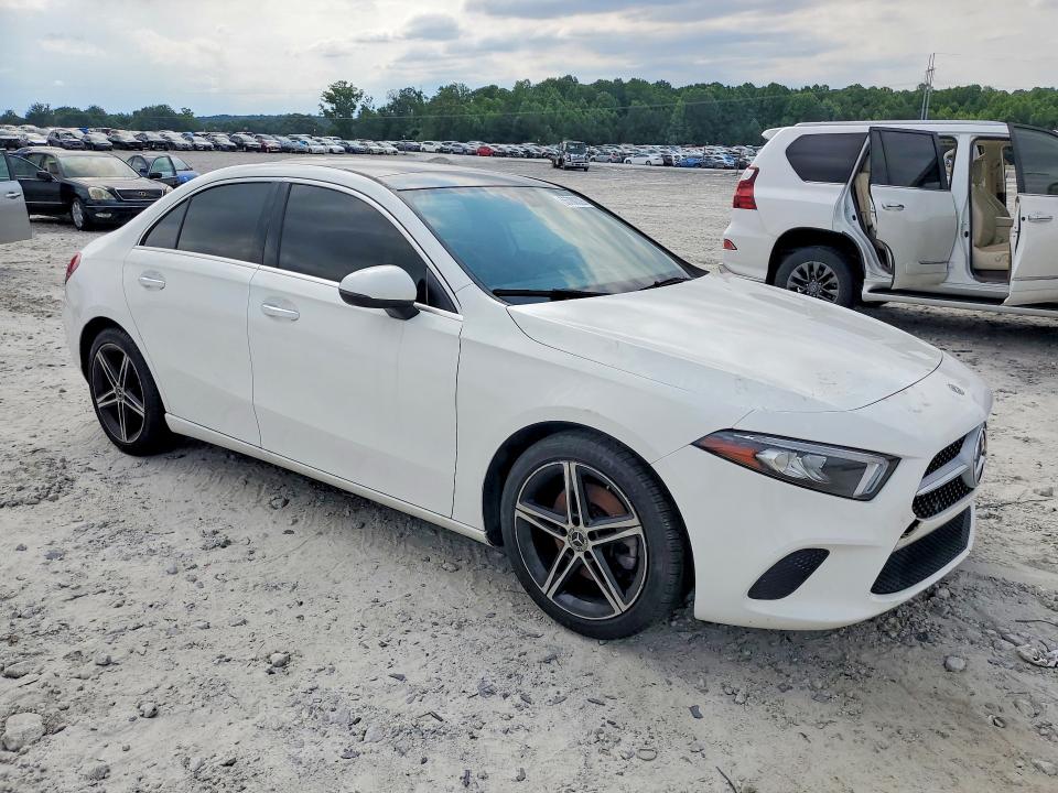 55780326 :رقم المزاد ، WDD3G4EB4KW035429 vin ، 2019 Mercedes-benz A مزاد بيع