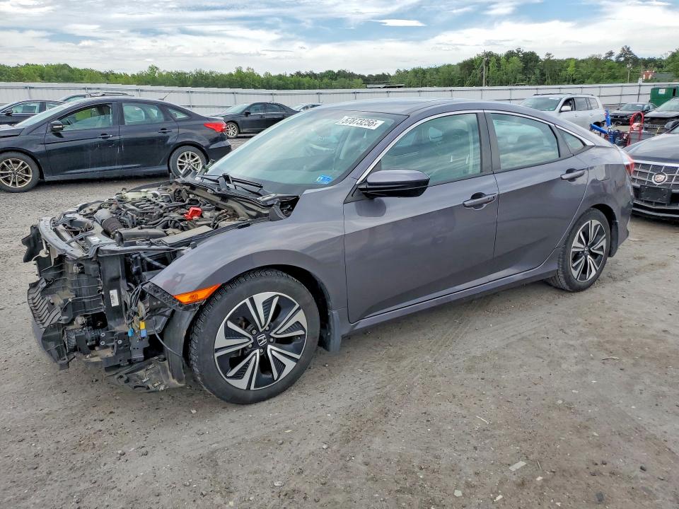 Auction sale of the 2017 Honda Civic, vin: 2HGFC1F71HH649892, lot number: 57873256