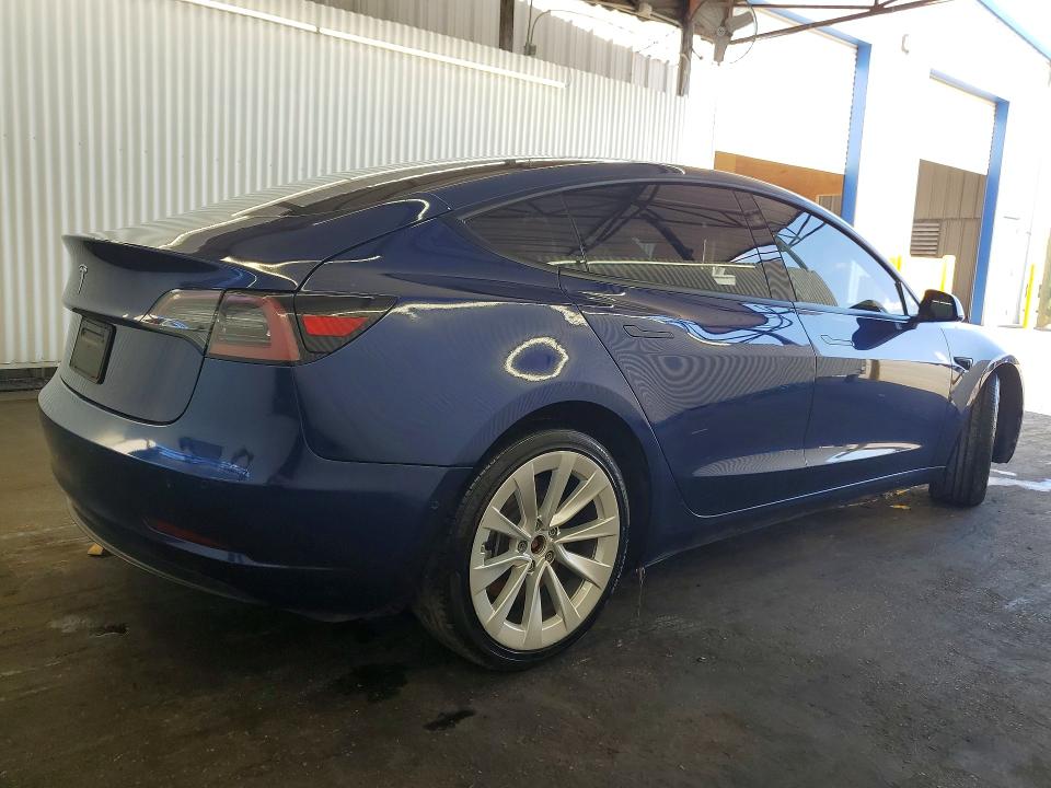 57863296 :رقم المزاد ، 5YJ3E1EA1NF370145 vin ، 2022 Tesla Model 3 مزاد بيع