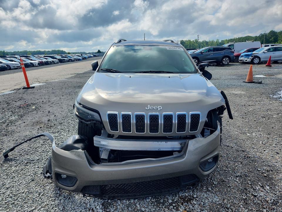 2019 Jeep Cherokee მანქანა იყიდება აუქციონზე, vin: 1C4PJLCB1KD396185, აუქციონის ნომერი: 58266776