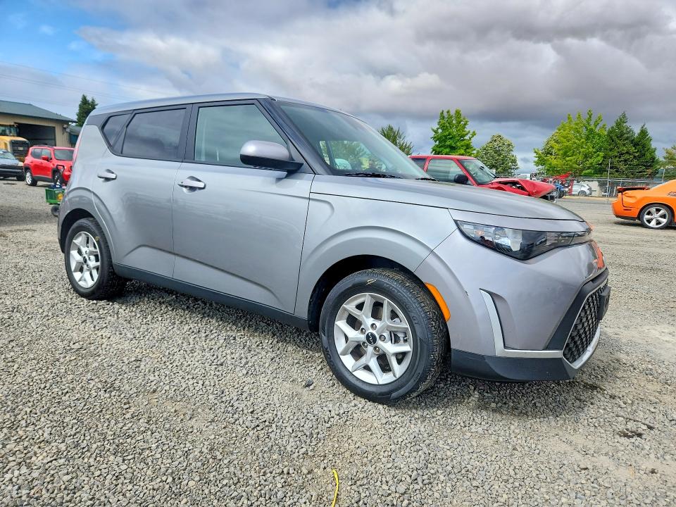 59015366 :رقم المزاد ، KNDJ23AU0S7960530 vin ، 2025 Kia Soul مزاد بيع