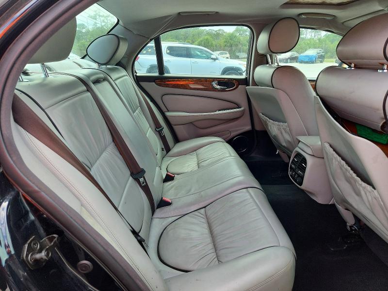 2004 Jaguar Vandenplas მანქანა იყიდება აუქციონზე, vin: SAJWA74CX4SG15058, აუქციონის ნომერი: 56301806