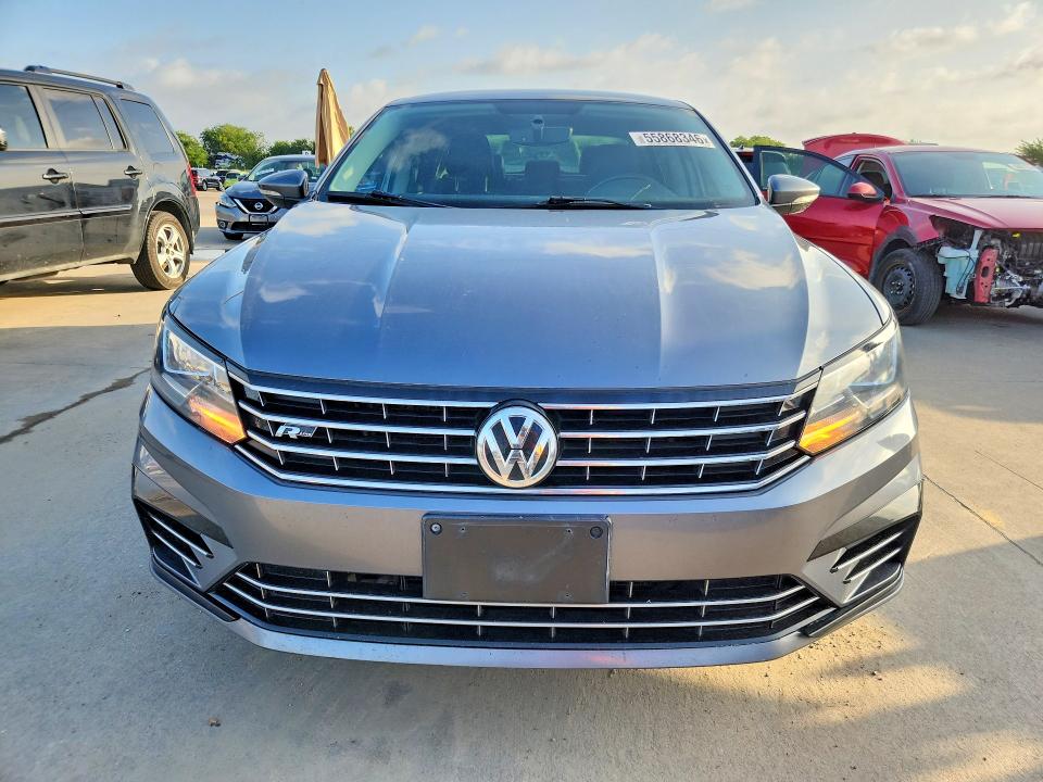 Продажа на аукционе авто 2018 Volkswagen Passat, vin: 1VWAA7A36JC039997, номер лота: 55868346