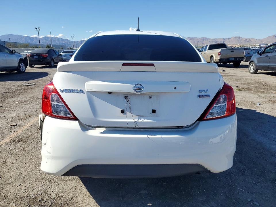 2018 Nissan Versa მანქანა იყიდება აუქციონზე, vin: 3N1CN7AP9JL877967, აუქციონის ნომერი: 58932086