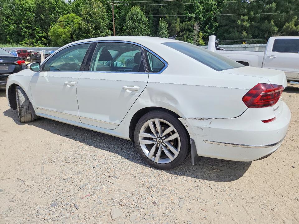 55966236 :رقم المزاد ، 1VWGT7A38HC036811 vin ، 2017 Volkswagen Passat مزاد بيع