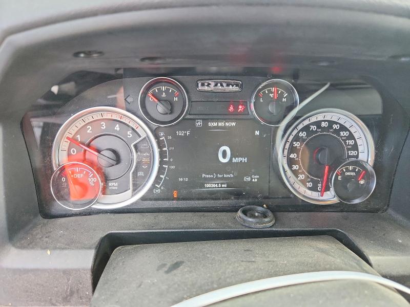 55725786 :رقم المزاد ، 3C6UR5DL0JG128011 vin ، 2018 Ram 2500 مزاد بيع