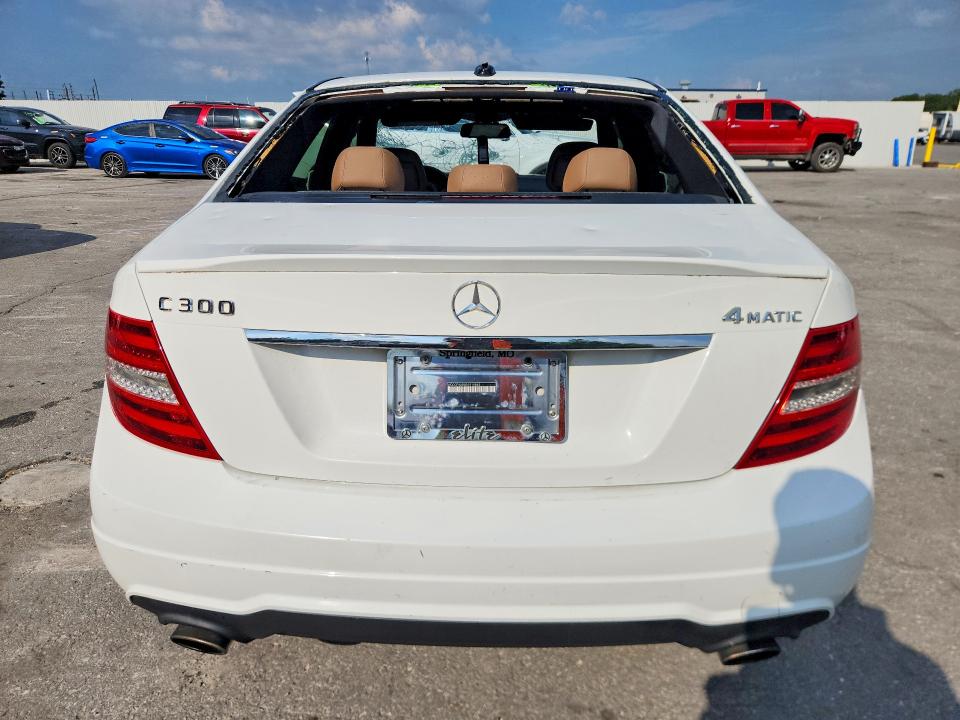 55724896 :رقم المزاد ، WDDGF8AB5EA914845 vin ، 2014 Mercedes-benz C مزاد بيع