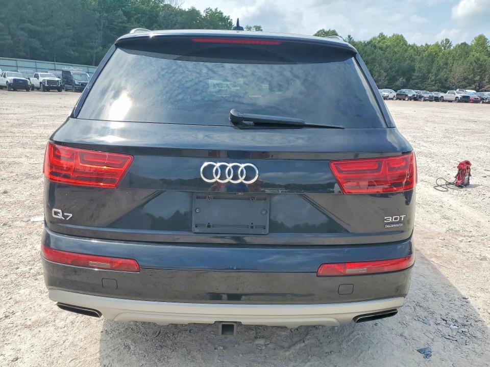 2017 Audi Q7 მანქანა იყიდება აუქციონზე, vin: WA1VAAF72HD007494, აუქციონის ნომერი: 56967796