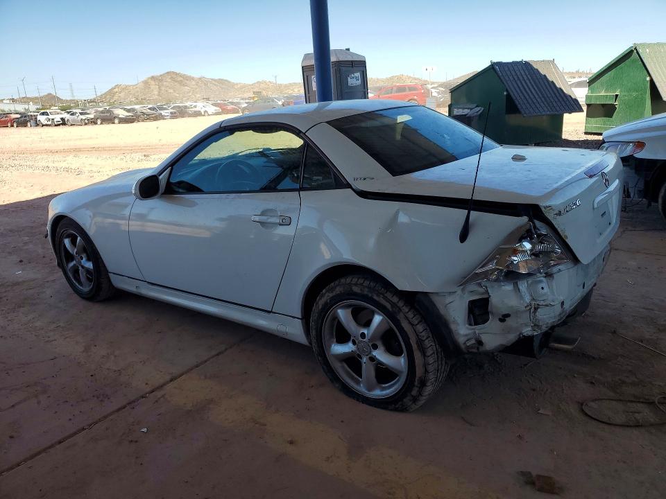 2001 Mercedes-benz Slk მანქანა იყიდება აუქციონზე, vin: WDBKK65F81F210099, აუქციონის ნომერი: 58473536
