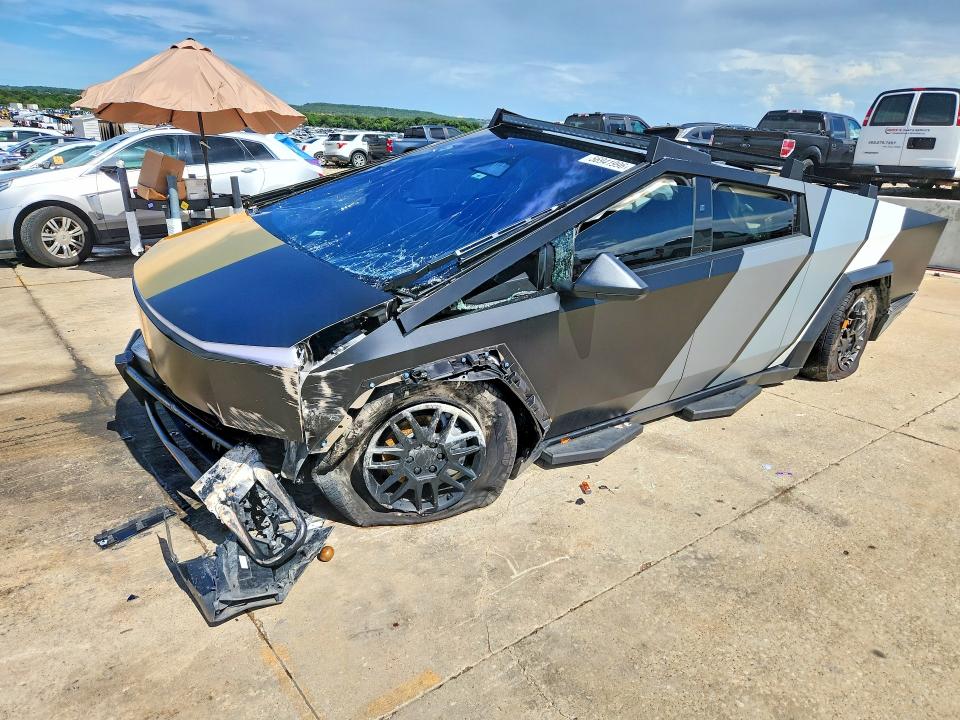 Продажа на аукционе авто 2025 Tesla Cybertruck, vin: 7G2CEHED0SA067723, номер лота: 56941996