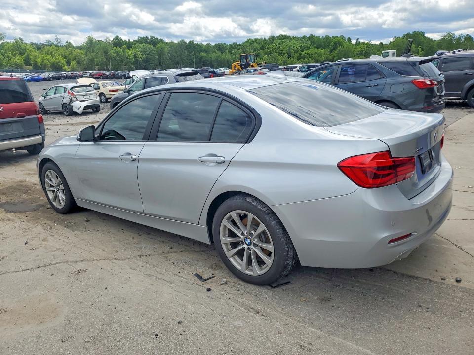 57504076 :رقم المزاد ، WBA8A3C53JA489382 vin ، 2018 Bmw 320 مزاد بيع