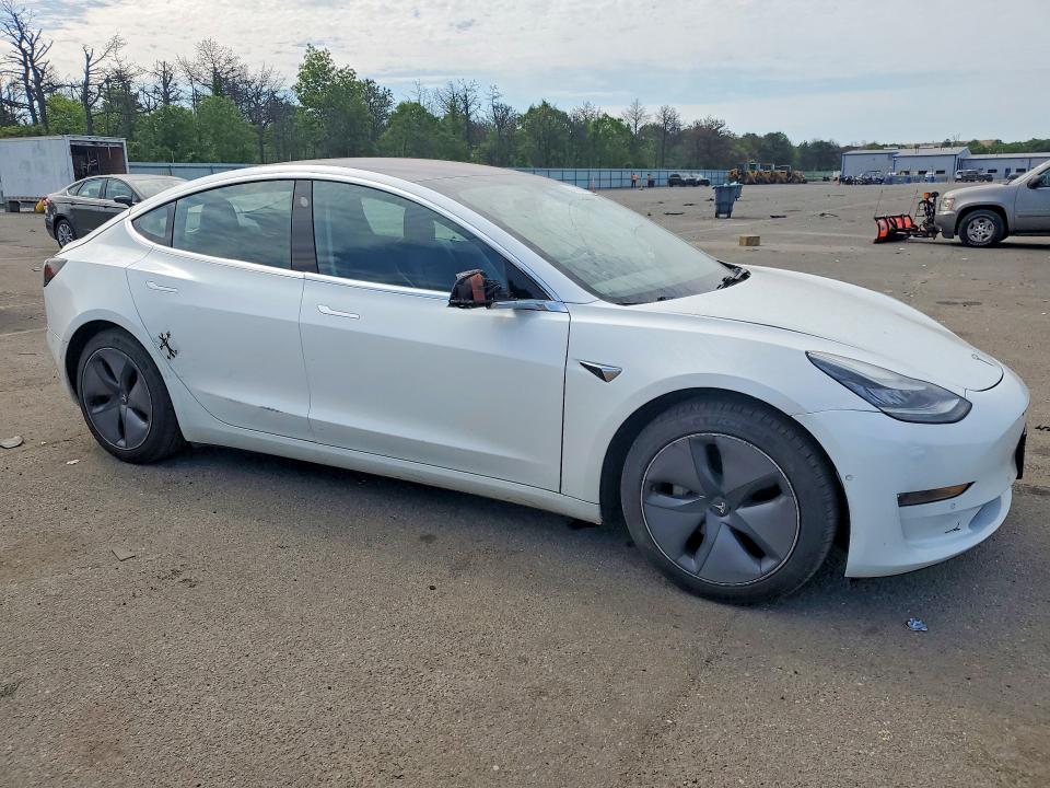 Продаж на аукціоні авто 2018 Tesla Model 3, vin: 5YJ3E1EBXJF130448, номер лоту: 56395566