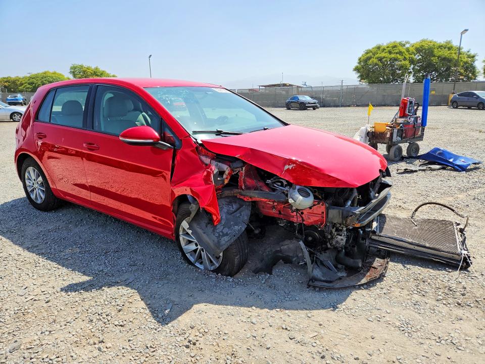 Продажа на аукционе авто 2017 Volkswagen 117, vin: 3VW217AU3HM034004, номер лота: 55591096