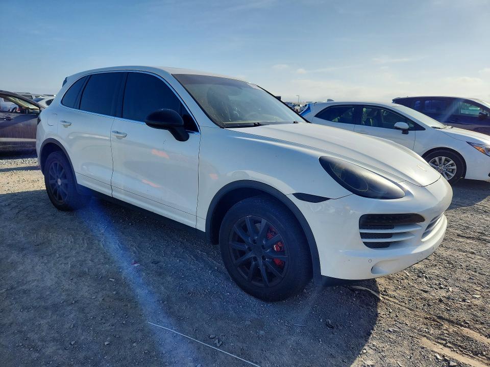 Продаж на аукціоні авто 2011 Porsche Cayenne, vin: WP1AA2A20BLA04353, номер лоту: 56101016