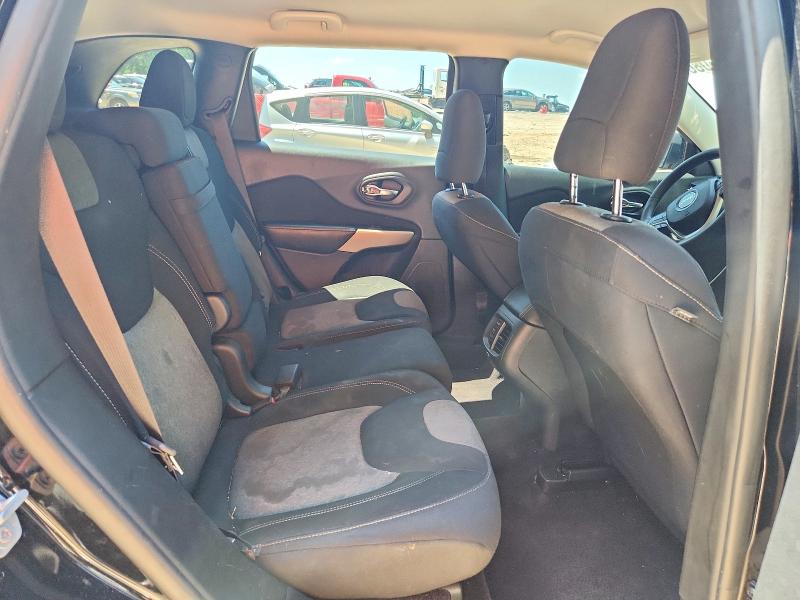 56046086 :رقم المزاد ، 1C4PJMCB1JD564248 vin ، 2018 Jeep Cherokee مزاد بيع