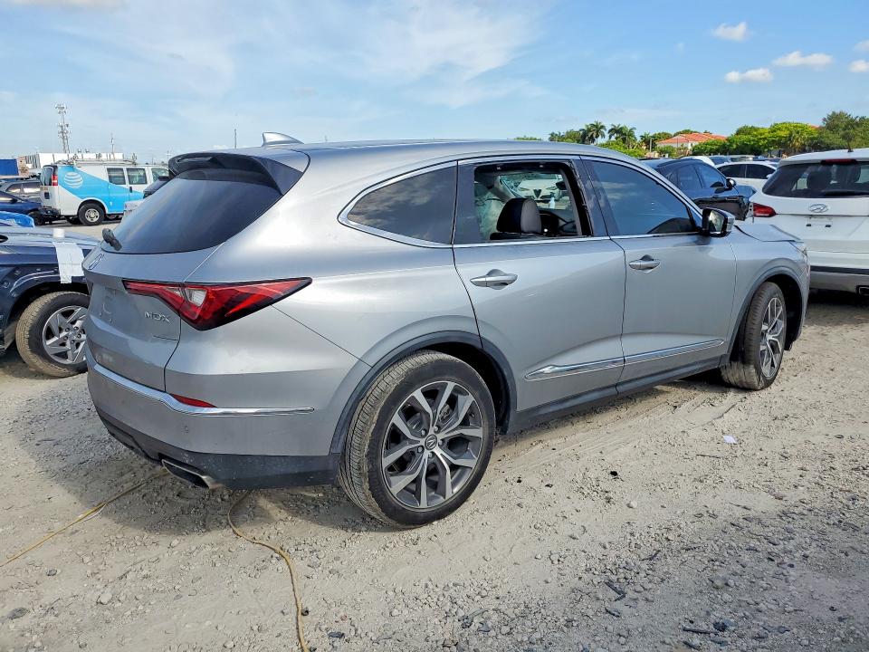 57048106 :رقم المزاد ، 5J8YD9H45NL005575 vin ، 2022 Acura Mdx مزاد بيع