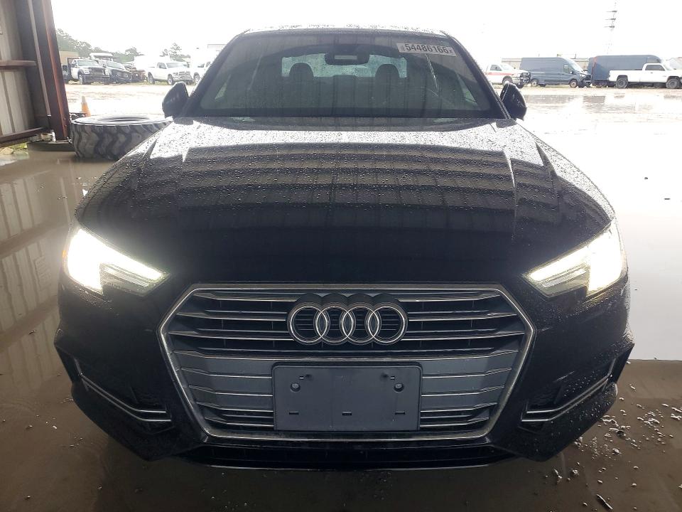 54486166 :رقم المزاد ، WAUKMAF42JA128018 vin ، 2018 Audi A4 مزاد بيع