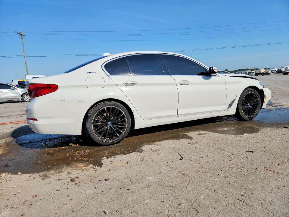 58846176 :رقم المزاد ، WBAJA9C56JB033908 vin ، 2018 Bmw 530e مزاد بيع