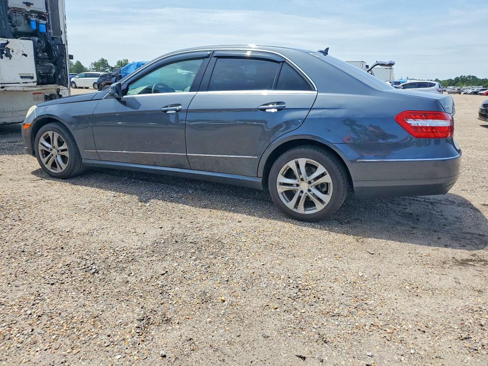2010 Mercedes-benz E მანქანა იყიდება აუქციონზე, vin: WDDHF5GB8AA052287, აუქციონის ნომერი: 55451576