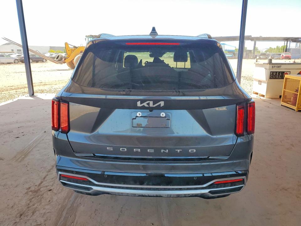 55024796 :رقم المزاد ، 5XYRK4LF1NG077888 vin ، 2022 Kia Sorento مزاد بيع