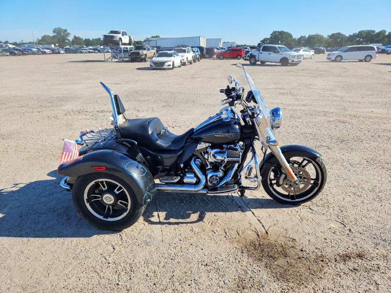 58686806 :رقم المزاد ، 1HD1MCM19GB855256 vin ، 2016 Harley-davidson Flrt مزاد بيع