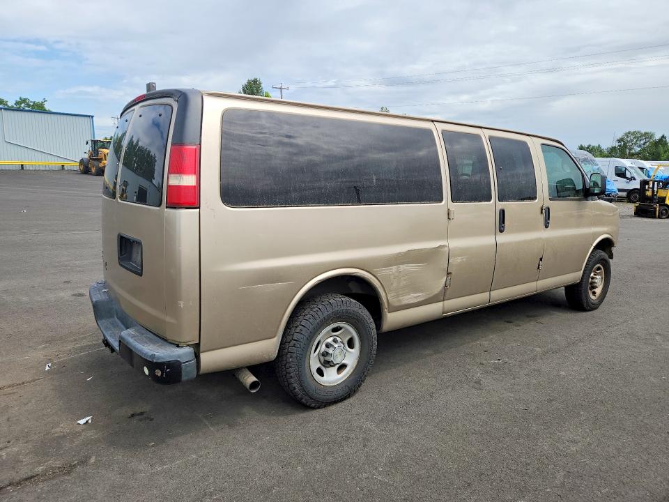 56274806 :رقم المزاد ، 1GA2GZDG8A1164830 vin ، 2010 Chevrolet Express G3500 مزاد بيع