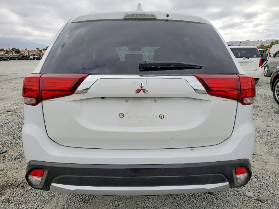 Продажа на аукционе авто 2017 Mitsubishi Outlander, vin: JA4AD2A30HZ042862, номер лота: 59101186