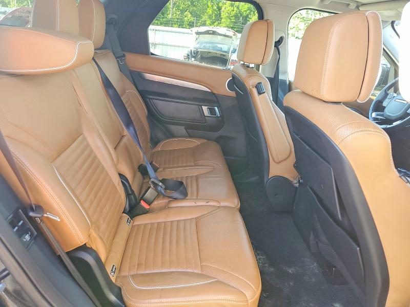 Продажа на аукционе авто 2017 Land Rover Discovery, vin: SALRTBBV4HA015246, номер лота: 57929726