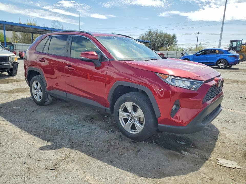 Продаж на аукціоні авто 2021 Toyota Rav4, vin: JTMW1RFV2MD073383, номер лоту: 55651086