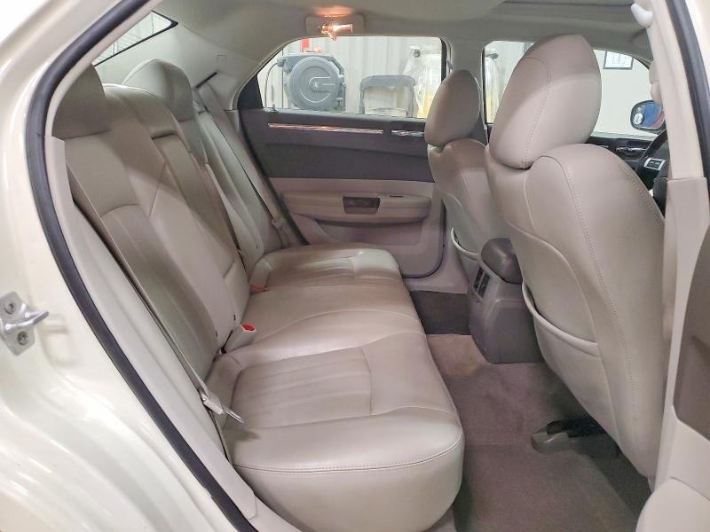 Продажа на аукционе авто 2010 Chrysler 300c, vin: 2C3CK6CT2AH239406, номер лота: 58807346