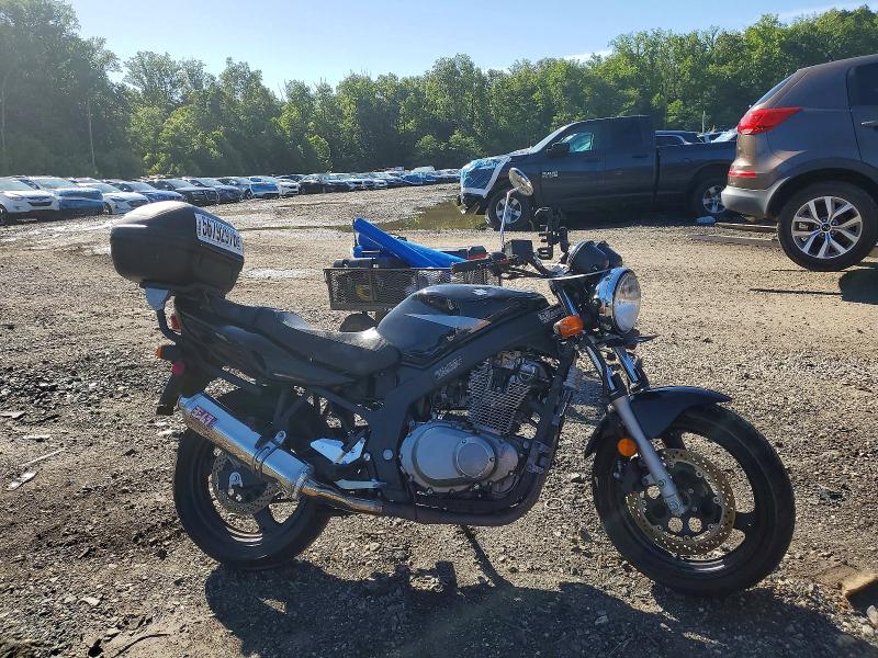 56792976 :رقم المزاد ، VTTGM51A392101927 vin ، 2009 Suzuki Gs500 مزاد بيع