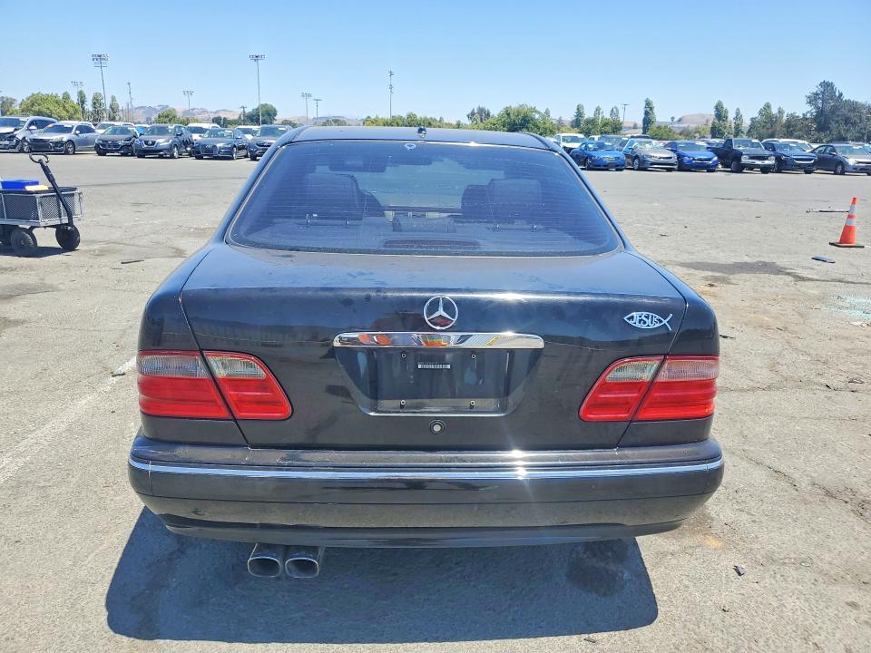 Aukcja sprzedaży 2000 Mercedes-benz E, vin: WDBJF65J9YA997981, numer aukcji: 58476426