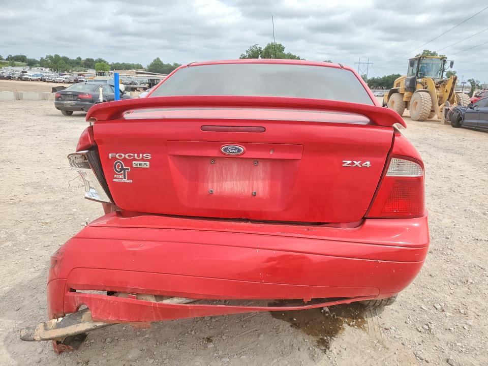 56138656 :رقم المزاد ، 1FAFP34N45W271375 vin ، 2005 Ford Focus مزاد بيع