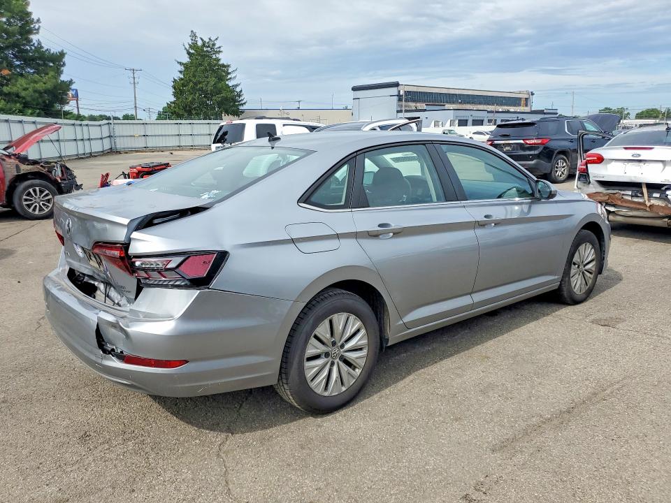 Продажа на аукционе авто 2019 Volkswagen Jetta, vin: 3VWC57BU0KM231114, номер лота: 56939396