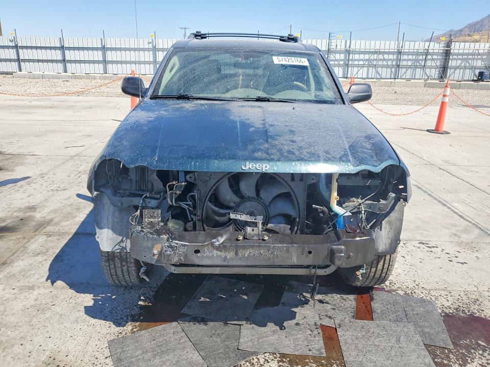 2005 Jeep Grand Cherokee მანქანა იყიდება აუქციონზე, vin: 1J4HR58285C531653, აუქციონის ნომერი: 57425166