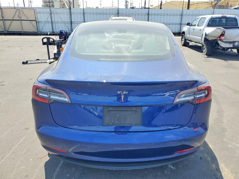 56156706 :رقم المزاد ، 5YJ3E1EA6KF486078 vin ، 2019 Tesla Model 3 مزاد بيع