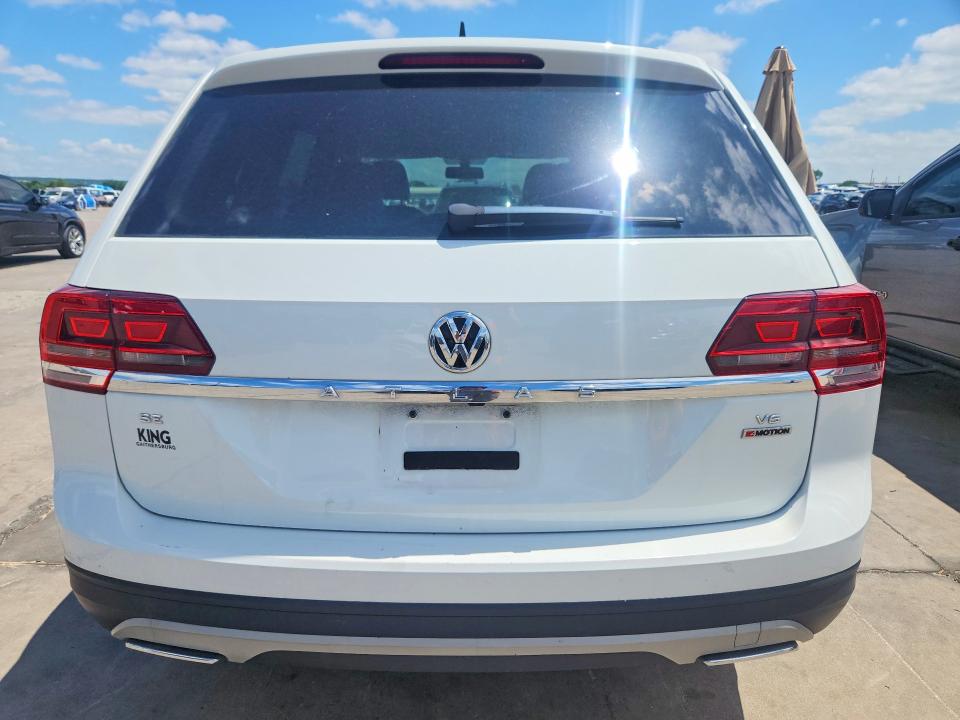 Продажа на аукционе авто 2022 Volkswagen Atlas Cross Sport, vin: 1V2KR2CA7JC572406, номер лота: 57045736