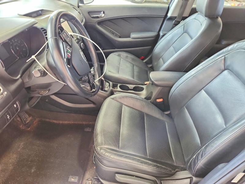 2017 Kia Forte მანქანა იყიდება აუქციონზე, vin: KNAFX5A83H5725952, აუქციონის ნომერი: 58822286