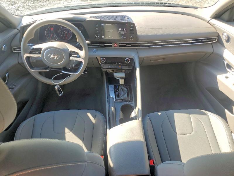 Продажа на аукционе авто 2022 Hyundai Elantra, vin: 5NPLM4AG8NH078847, номер лота: 58582566