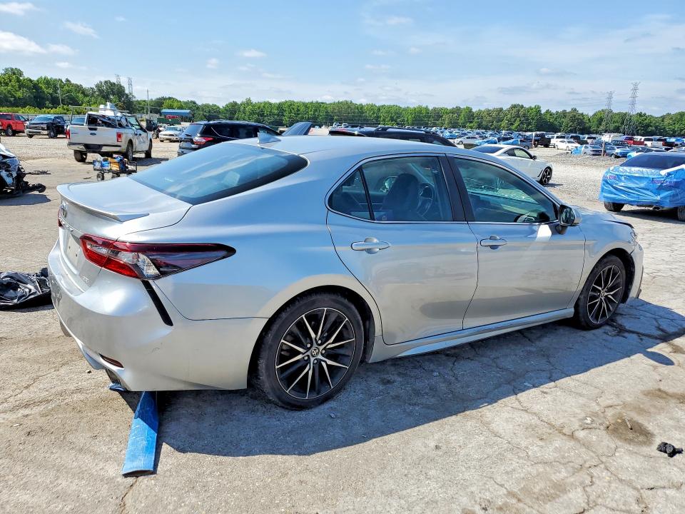 Продаж на аукціоні авто 2023 Toyota Camry, vin: 4T1G11AKXPU757018, номер лоту: 58441606