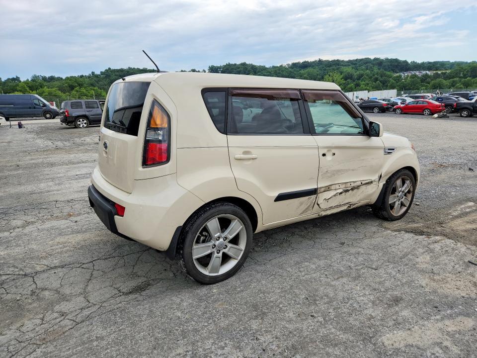 57536776 :رقم المزاد ، KNDJT2A27B7713561 vin ، 2011 Kia Soul مزاد بيع