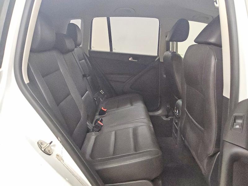 2016 Volkswagen Tiguan მანქანა იყიდება აუქციონზე, vin: WVGAV7AX4GW534714, აუქციონის ნომერი: 58413076