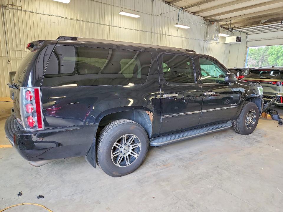 58781066 :رقم المزاد ، 1GKS2MEF0CR104855 vin ، 2012 Gmc Yukon Xl مزاد بيع