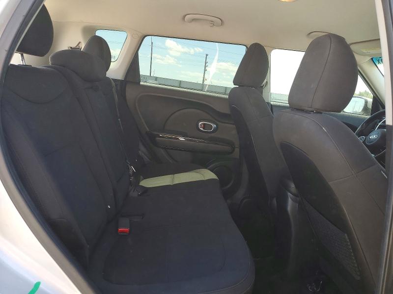56966966 :رقم المزاد ، KNDJX3A56F7770571 vin ، 2015 Kia Soul مزاد بيع