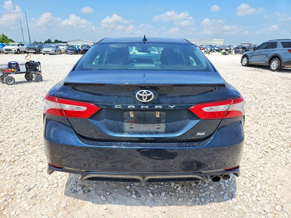 55850016 :رقم المزاد ، 4T1B11HK8KU759035 vin ، 2019 Toyota Camry مزاد بيع